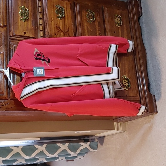 🌻NWT WOMEN'S HOPE HOODIE URBAN RED SIZE SMALL - Picture 4 of 16